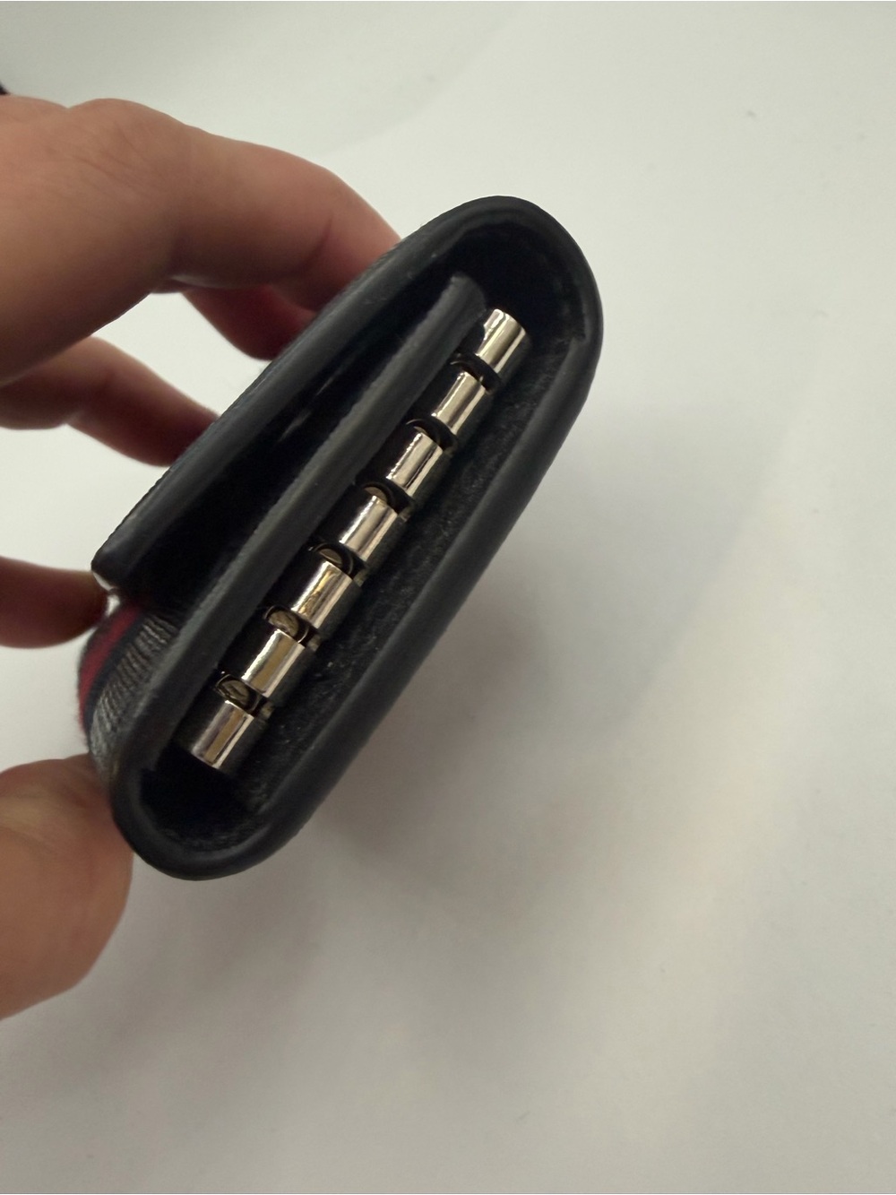 Authentic Gucci Key Case - Picture 9 of 11